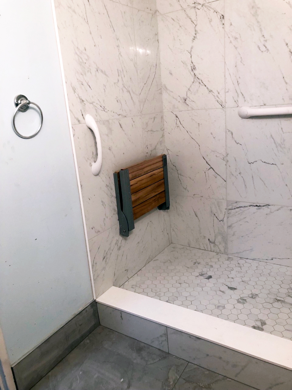 Bathroom Renovation in Toronto: Ensuring Safety and Comfort for Seniors